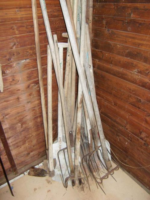 EN VUE DÉMÉNAGEMENT LOT OUTILS DE JARDIN, Tuin en Terras, Hand-tuingereedschap, Gebruikt, Ophalen