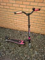 Trottinette électrique Globber mauve et noire, Fietsen en Brommers, Ophalen, Gebruikt, Overige typen, Globber