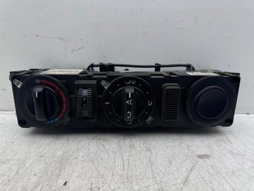 Kachel Bedieningspaneel van een Mercedes Sprinter, Auto-onderdelen, Dashboard en Schakelaars, Mercedes-Benz, Gebruikt, 3 maanden garantie