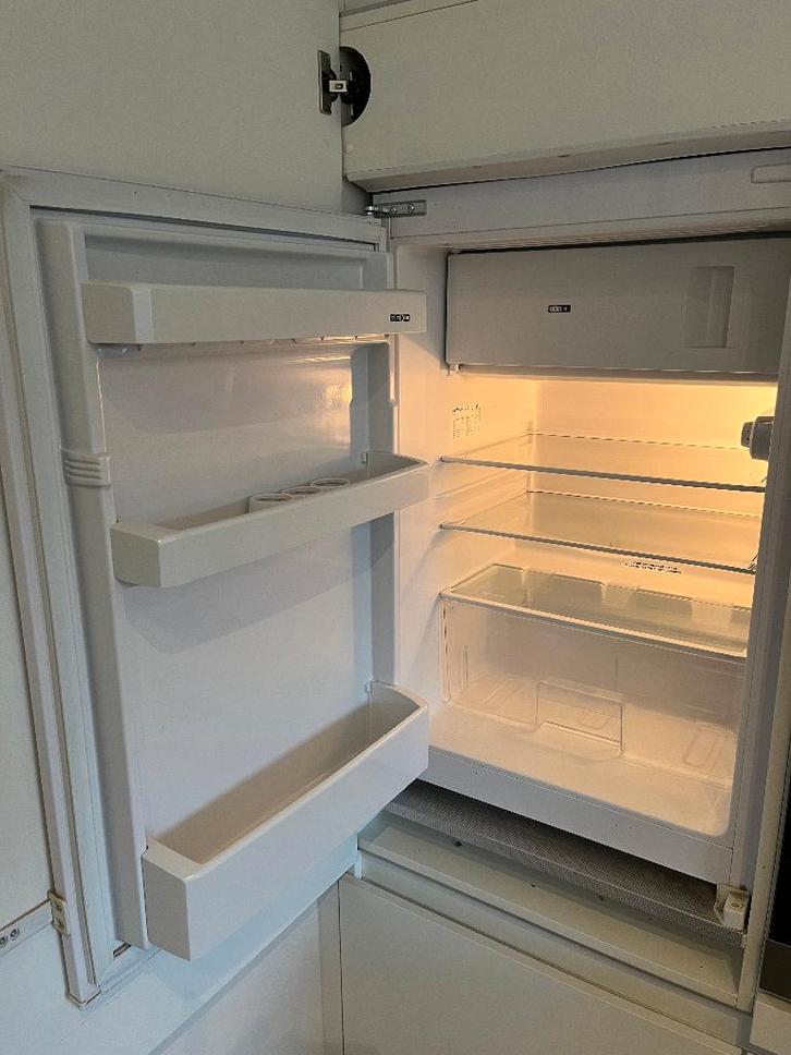 Inbouw frigo, Elektronische apparatuur, Koelkasten en IJskasten, Gebruikt, Met vriesvak, 100 tot 150 liter, 85 tot 120 cm, 45 tot 60 cm