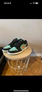 Nike air Jordan 1 Tropical twist size 46, Ophalen of Verzenden, Zo goed als nieuw