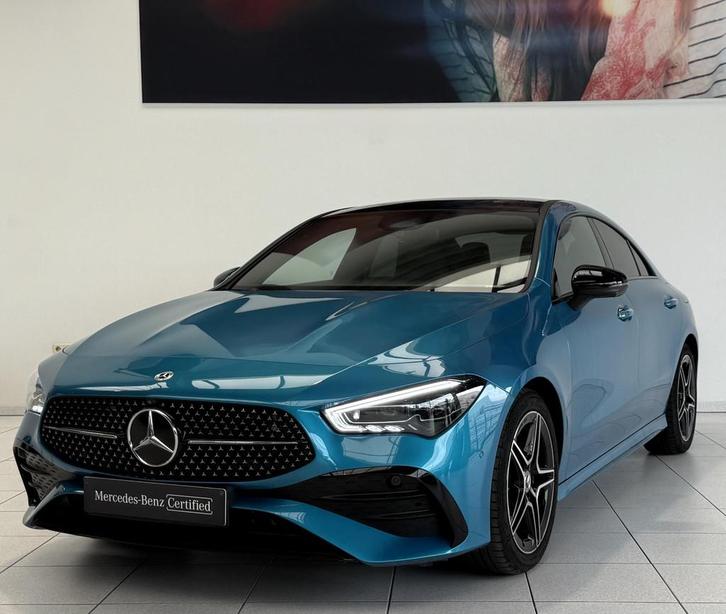 Mercedes-Benz CLA-Klasse 180 Coupé AMG Line | Panoramisch D, Auto's, Mercedes-Benz, Bedrijf, Te koop, CLA, Centrale vergrendeling