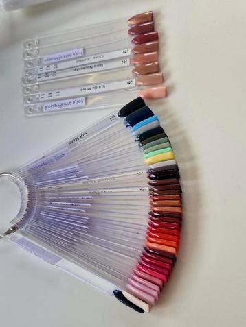 Pronails gellak (46 kleuren) beschikbaar voor biedingen