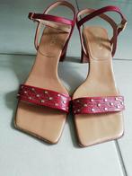 Chaussure d'été en cuir pour femme pointure 38, Vêtements | Femmes, Rouge, Autre, Enlèvement ou Envoi, Comme neuf