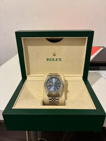 Rolex date just beschikbaar voor biedingen