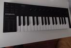 Komplete kontrol m32, Muziek en Instrumenten, Ophalen of Verzenden, Zo goed als nieuw
