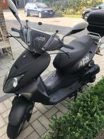 125CC MOTORSCOOTER., Fietsen en Brommers, Gebruikt, Overige modellen, Ophalen of Verzenden, Benzine