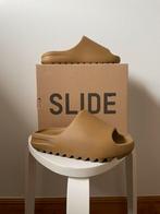 Adidas Slides, Kleding | Heren, Schoenen, Pantoffels of Sloffen, Ophalen of Verzenden, Yeezy, Bruin