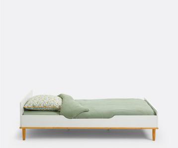 Lit enfant avec matelas 90*190 beschikbaar voor biedingen