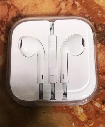 Apple Air Pods Écouteurs Neuf🎵🤗🔊😍💑😎🎁👌, Informatique & Logiciels, Neuf, Autres modèles, Enlèvement ou Envoi, Wi-Fi et Web mobile