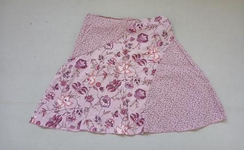 Katoenen rok met bloemenpatroon – merk: CNB – maat 40, Kleding | Dames, Rokken, Zo goed als nieuw, Maat 38/40 (M), Roze, Knielengte