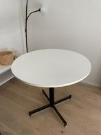 Table ronde à manger, Maison & Meubles, Tables | Tables à manger, Utilisé