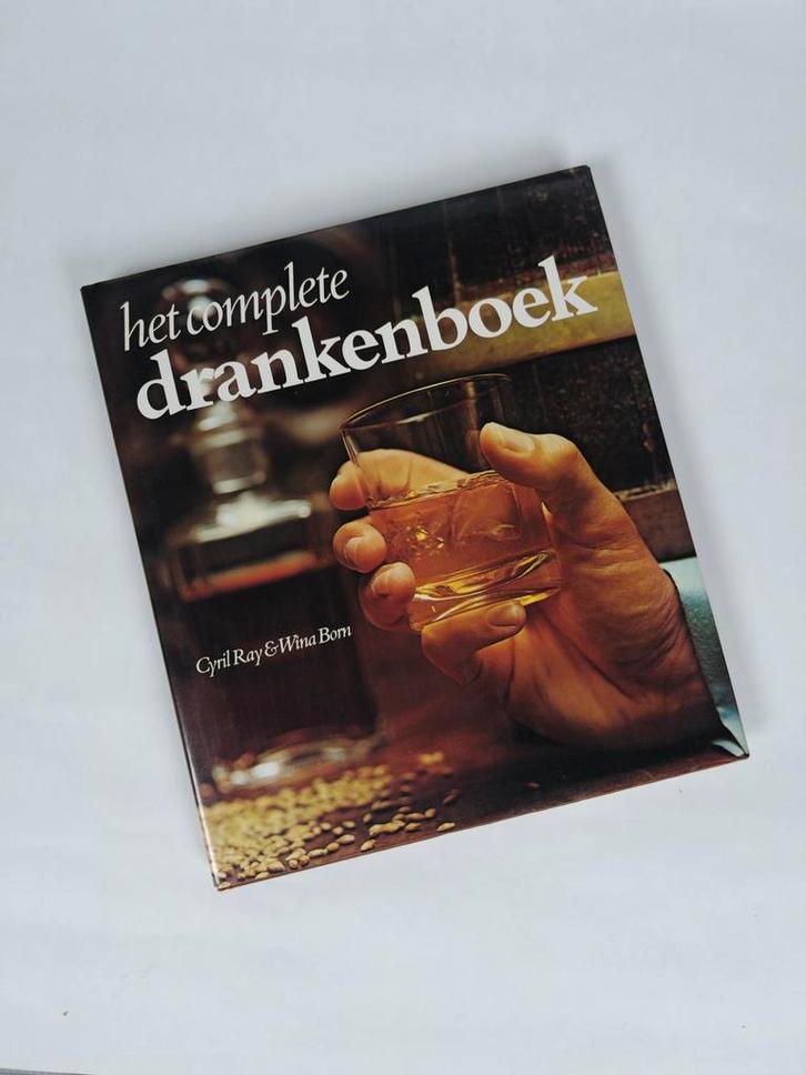 Set boeken over Dranken mixen en serveren, Boeken, Kookboeken, Zo goed als nieuw, Ophalen of Verzenden