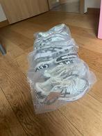 Gloednieuwe asics kayano 14 verschillende maten., Kleding | Heren, Schoenen, Ophalen, Overige kleuren, Nieuw, Sneakers