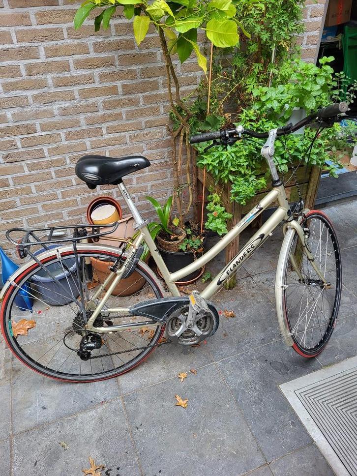 Damesfiets ( koers fiets) Flanders, Fietsen en Brommers, Fietsen | Dames | Damesfietsen, Zo goed als nieuw, Overige merken, Versnellingen