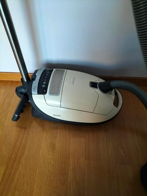 MİELE Compelete S8 EcoLine Efficiency, Elektronische apparatuur, Stofzuigers, Zo goed als nieuw, Stofzuiger, Ophalen of Verzenden
