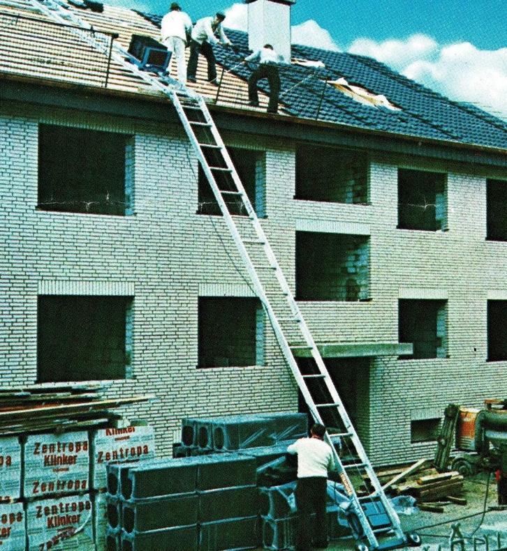 Steinweg Bocker Toplift | Dak | Bouw 20m € 2750 excl.btw, Doe-het-zelf en Bouw, Bouwliften, Zo goed als nieuw, Bouwlift, Ophalen