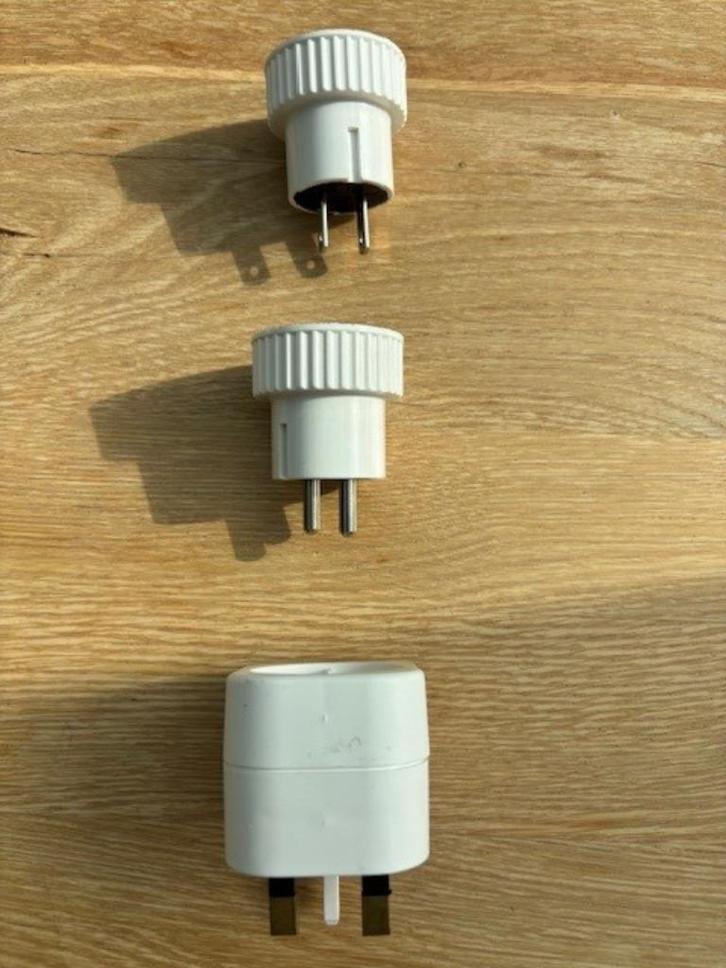3 Global Travel Reisstekkers / Adapters – World to Belgium, Elektronische apparatuur, Onderdelen en Toebehoren, Gebruikt, Ophalen of Verzenden