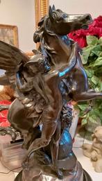 prachtig beeld Pegasus en perseus / E. Picault, Antiek en Kunst, Kunst | Beelden en Houtsnijwerken, Ophalen