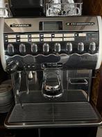 Koffiemachine, Elektronische apparatuur, Koffiezetapparaten, Gebruikt, 10 kopjes of meer, Koffiemachine, Koffiebonen