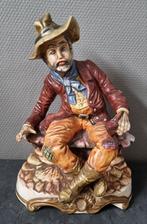 Beeld Man Capodimonte Italië, Antiek en Kunst, Antiek | Vazen, Ophalen of Verzenden