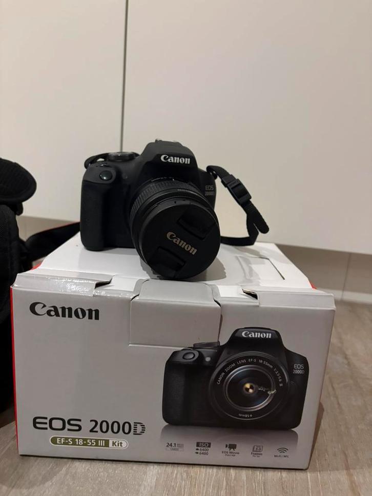 Canon EOS 2000D Kit (EF-S 18-55 mm), Audio, Tv en Foto, Fotocamera's Digitaal, Nieuw, Spiegelreflex, Canon, Geen optische zoom