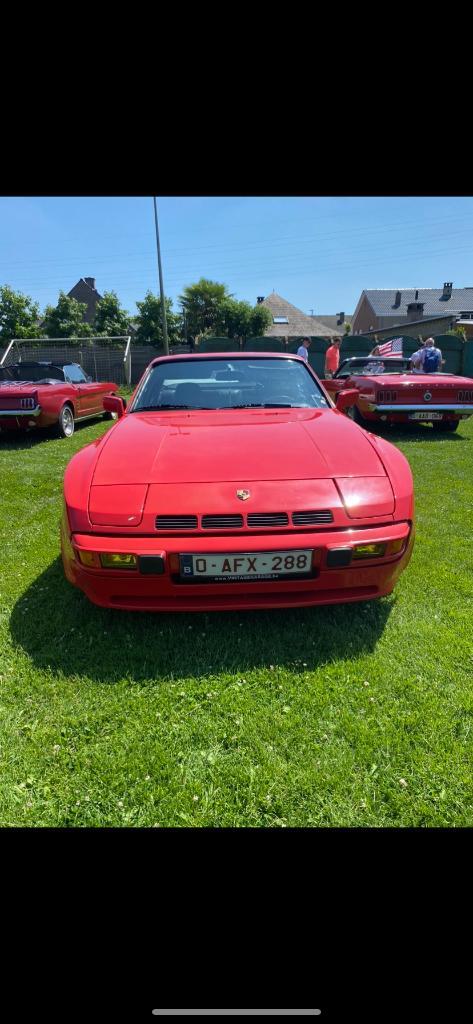 Porsche 944, Auto's, Porsche, Particulier, Benzine, 2 deurs, Handgeschakeld, Rood, Zwart, Stof, Achterwielaandrijving, Ophalen