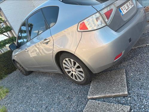 Impreza, Auto's, Subaru, Particulier, Impreza, Benzine, Handgeschakeld, Zilver of Grijs, Zwart, Leder, Vierwielaandrijving, Ophalen
