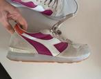 Sneakers diadora mt 42, Kleding | Dames, Schoenen, Ophalen of Verzenden, Zo goed als nieuw