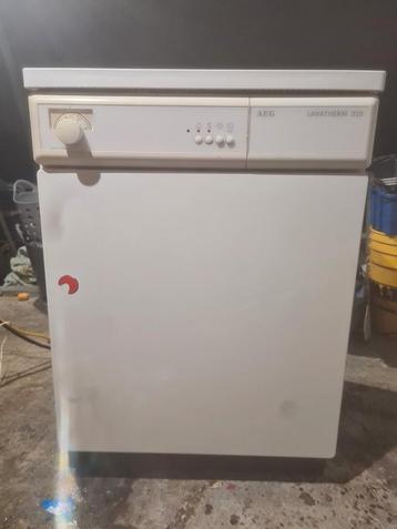 AEG Lavatherm 320, Electroménager, Enlèvement, Comme neuf