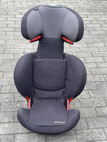 ISOFIX Baby Comfort autostoeltje (15-36 kg) beschikbaar voor biedingen