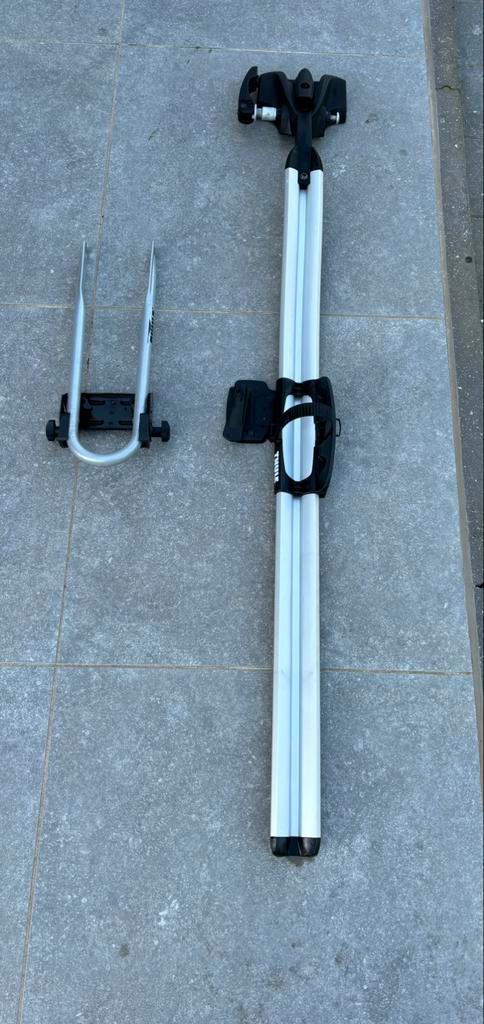 Thule outride 561 + voorwiel houder, Auto diversen, Dakdragers, Gebruikt, Ophalen