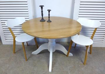 Prachtige landelijke ronde eettafel 110 cm beschikbaar voor biedingen