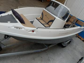 Nireus Escape met trailer beschikbaar voor biedingen