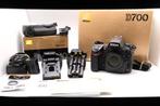 Nikon FX Full Frame FF D700 spiegelreflexcamera en grip, Gebruikt, Ophalen of Verzenden, Nikon, Geen optische zoom
