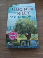 Lucinda Riley - de olijfboom, Boeken, Ophalen of Verzenden, Zo goed als nieuw, Lucinda Riley