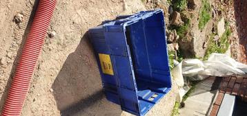 Magazijnbak  beschikbaar voor biedingen