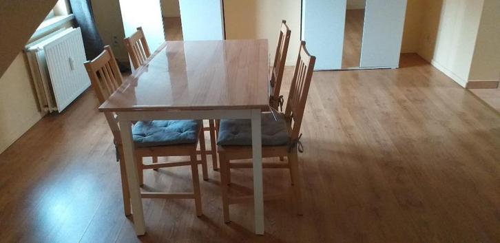 Table à manger + 4 chaises Ikéa en pin massif, Maison & Meubles, Tables | Tables à manger, Neuf, 50 à 100 cm, 100 à 150 cm, Quatre personnes