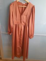 Robe longue en satin, Vêtements | Femmes, Robes, Enlèvement ou Envoi, Comme neuf, Taille 38/40 (M)