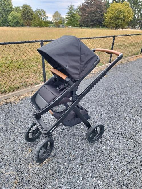 Dubatti Two met autostoel en adapters, Kinderen en Baby's, Buggy's, Zo goed als nieuw, Ophalen