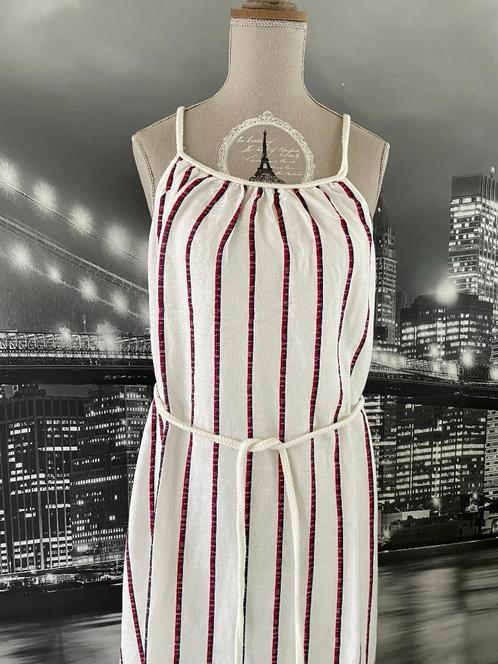 prachtige zomerjurk kleed van het merk Mango - 42/44, Kleding | Dames, Jurken, Zo goed als nieuw, Maat 42/44 (L), Wit, Onder de knie
