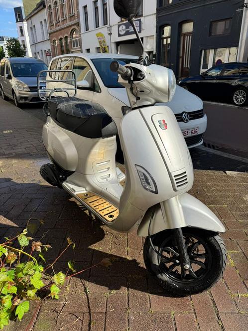 GTS Toscana, Fietsen en Brommers, Snorfietsen en Snorscooters, Gebruikt, Overige merken, Benzine, Ophalen