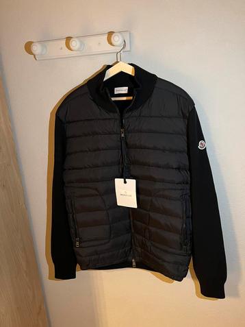 Moncler jasje beschikbaar voor biedingen