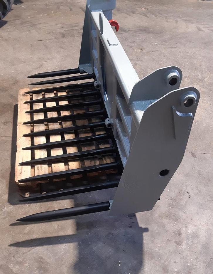 Landbouwmachines, Zakelijke goederen, Landbouw | Onderdelen | Banden, Velgen en Assen, Ophalen of Verzenden