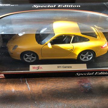 Porsche Carrera 911. Modèle 1:18 Maisto