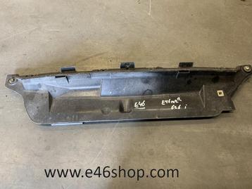 AFDEKKAP SCHUTBORD BMW E46 OE 8362894 beschikbaar voor biedingen