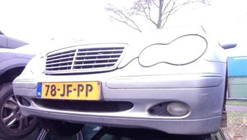 Motor kap Mercedes c202 c203  beschikbaar voor biedingen