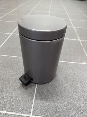 Pedaalemmer brabantia 3L beschikbaar voor biedingen