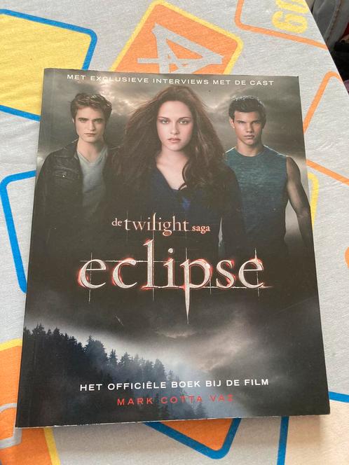 Twilight Eclipse : het officiële boek bij de film, Boeken, Kinderboeken | Jeugd | 13 jaar en ouder, Zo goed als nieuw, Ophalen of Verzenden