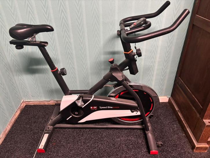 Hometrainer/spinningfiets Body Sculpture, Sport en Fitness, Fitnessapparatuur, Gebruikt, Hometrainer, Armen, Benen, Borst, Buik